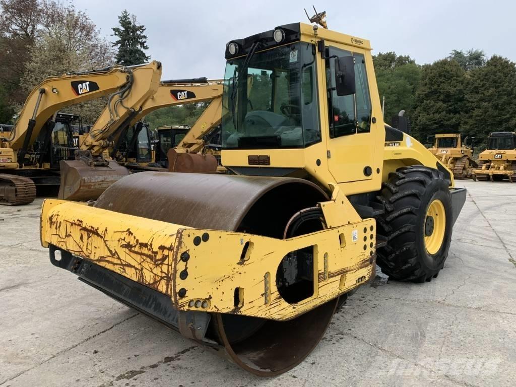 Bomag BW 213 D H-4 i Ущільнювачі грунту