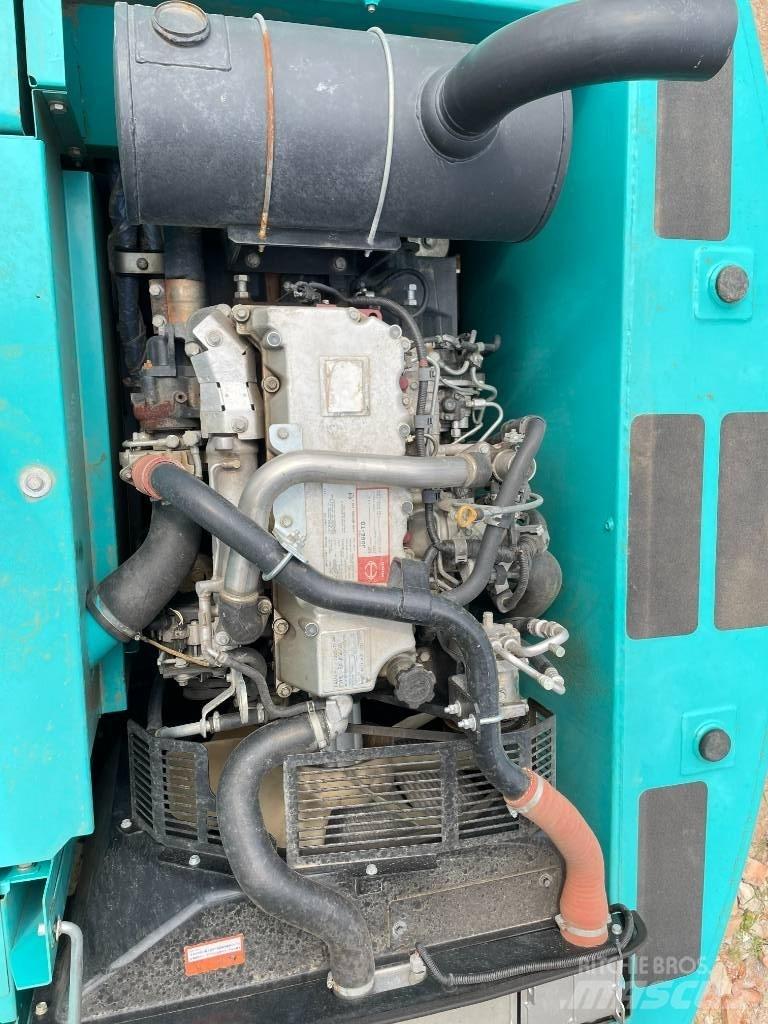 Kobelco 200 Гусеничні екскаватори