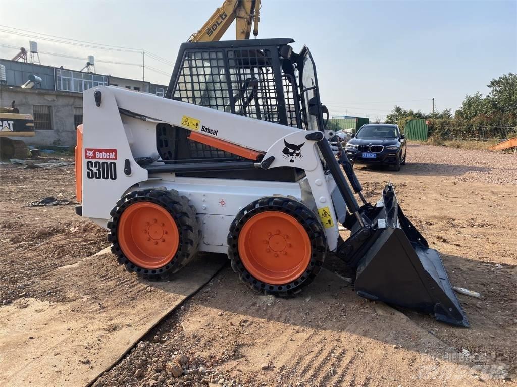 Bobcat S 300 Міні-навантажувачі