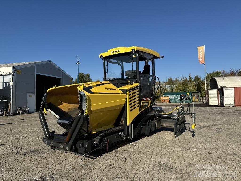 Bomag BF 300 C-2 Асфальтовкладачі