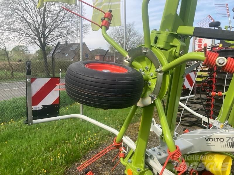 CLAAS Volto 700 Граблі і сінозворушувачі