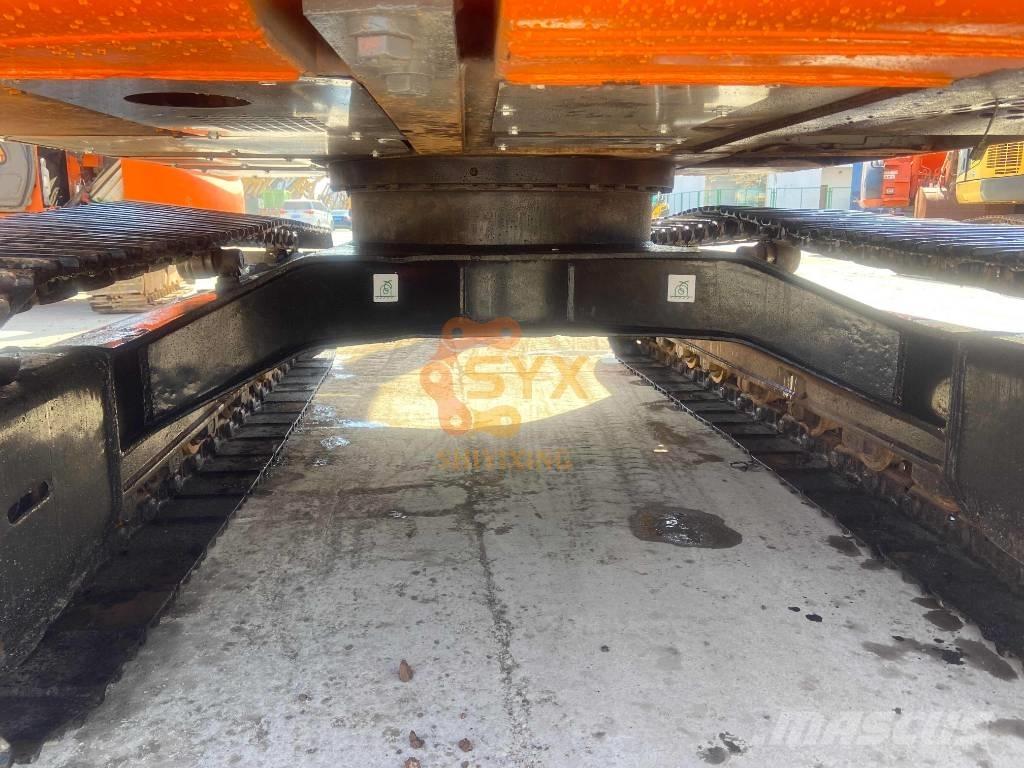 Hitachi EX 120-5 Гусеничні екскаватори