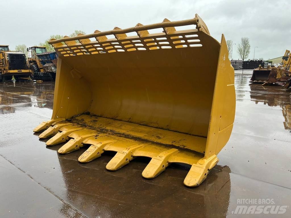 CAT Bucket 990 Ковші
