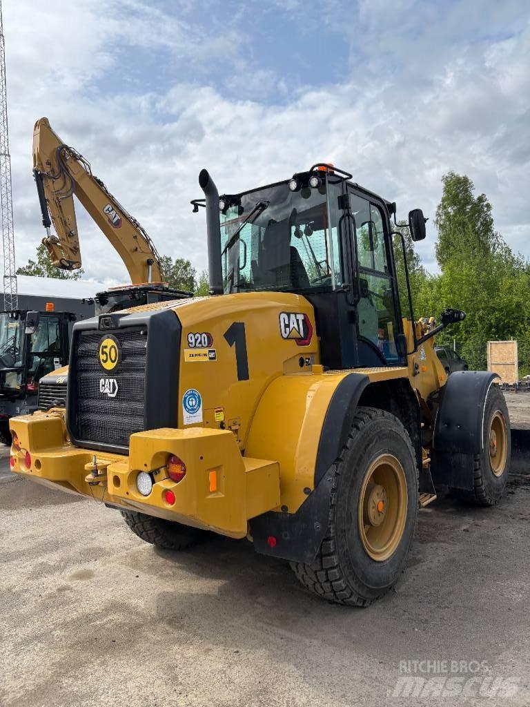 CAT 920 Фронтальні навантажувачі