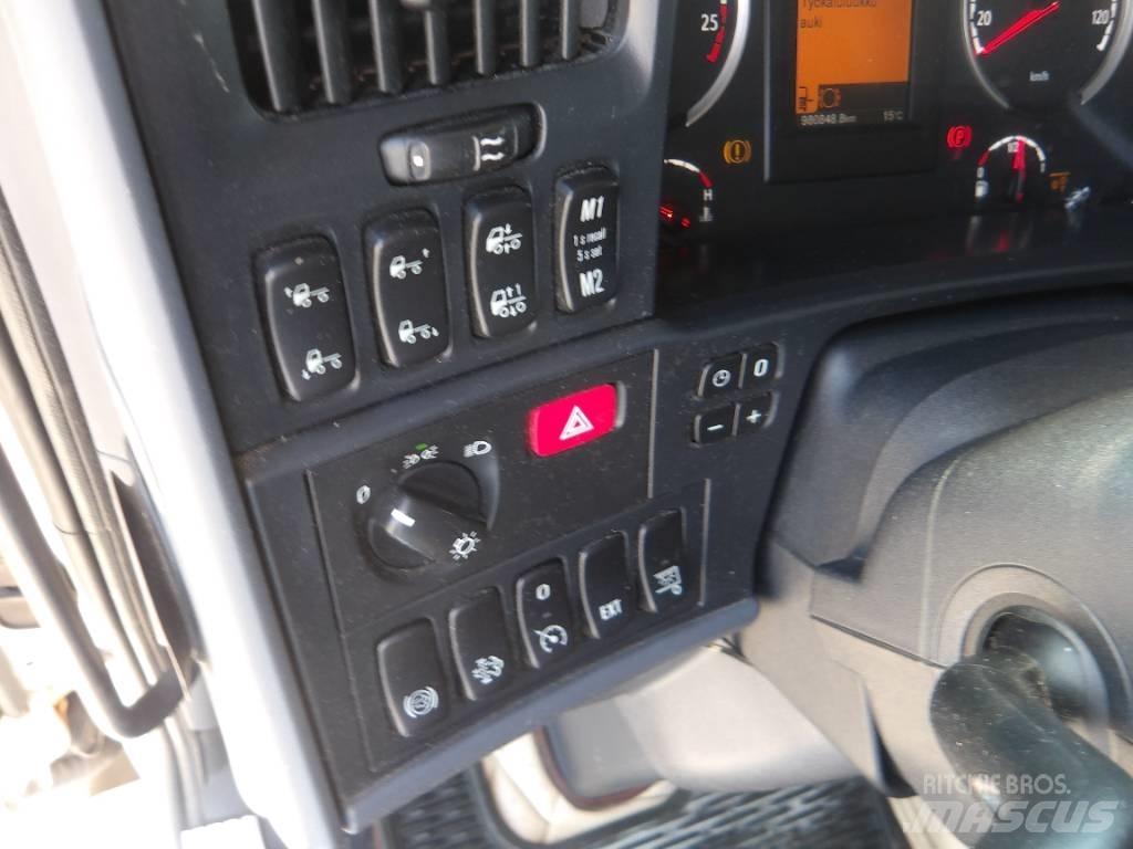 Scania R490 6x2 Фургони