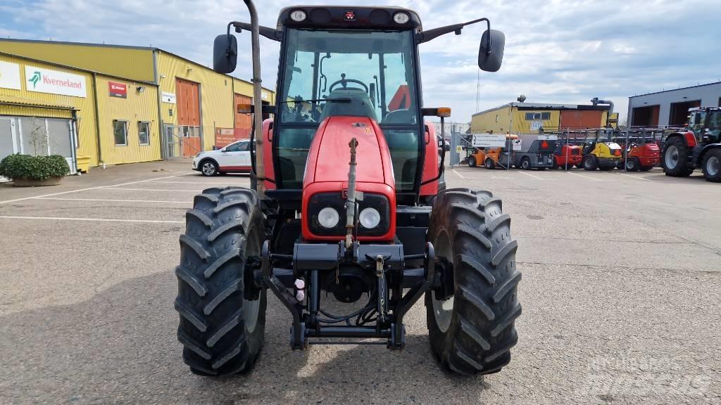 Massey Ferguson 5455 Трактори