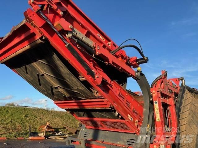 Sandvik QE 441 Мобільні грохоти