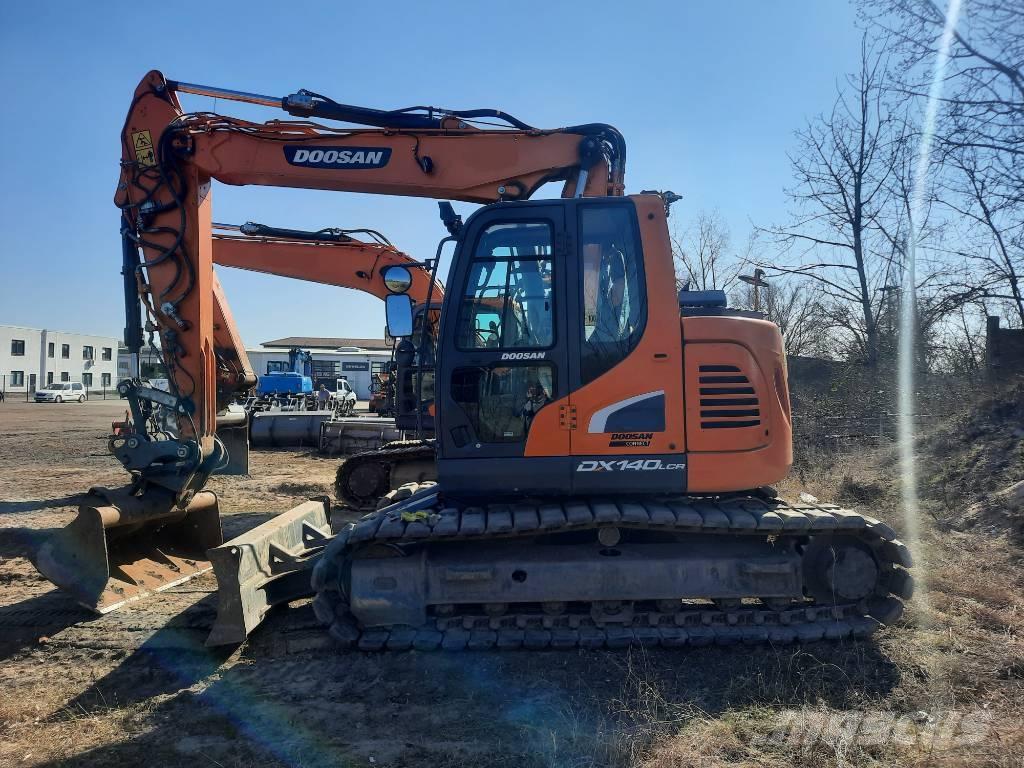 Doosan DX140LCR-5 Гусеничні екскаватори