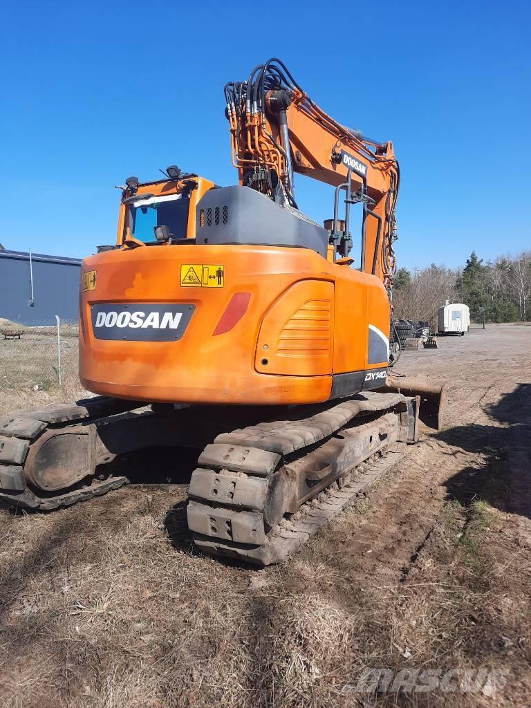 Doosan DX140LCR-5 Гусеничні екскаватори