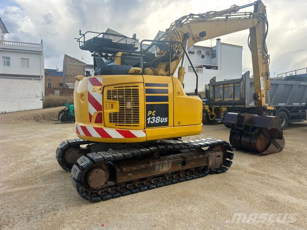 Komatsu PC 138 Гусеничні екскаватори