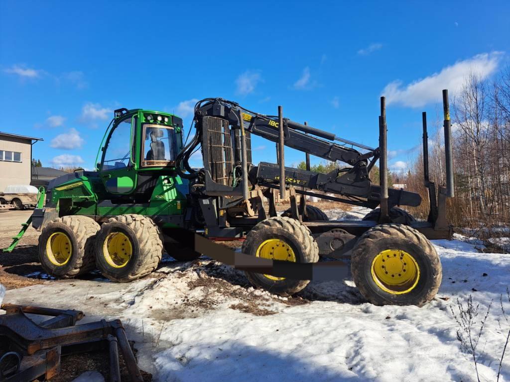 John Deere 1010G Форвардери