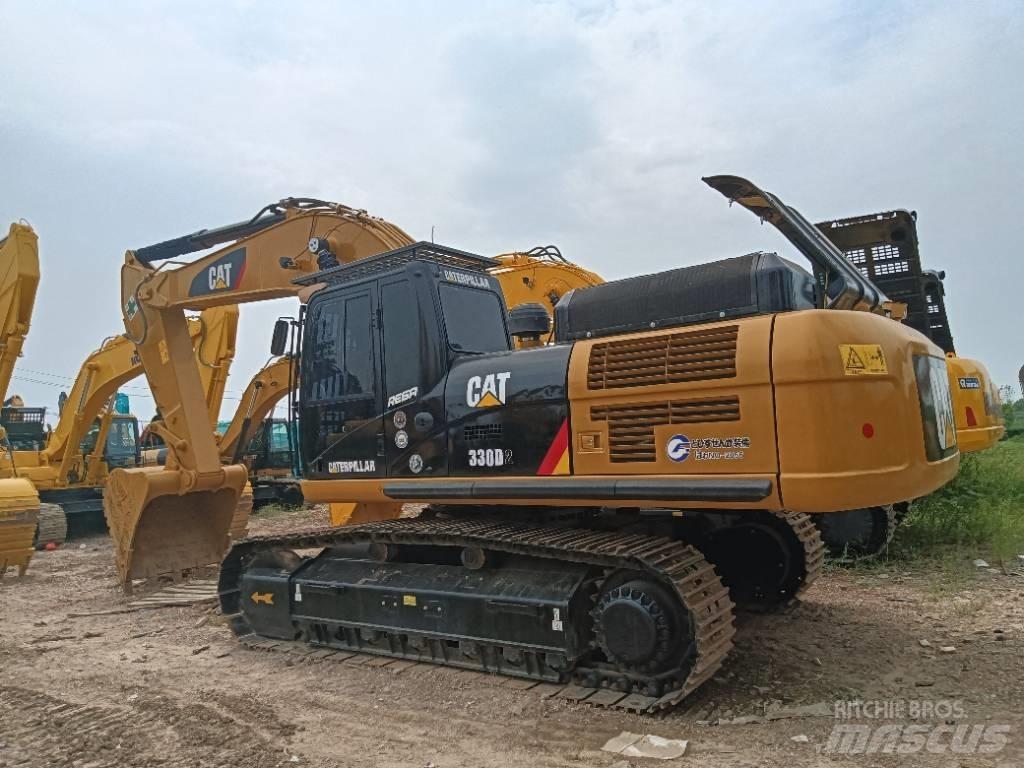 CAT 336 Гусеничні екскаватори