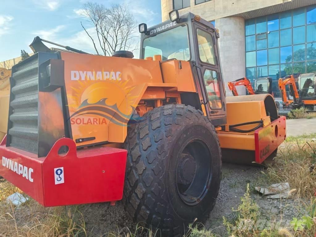 Dynapac CA 25 D Грунтові котки