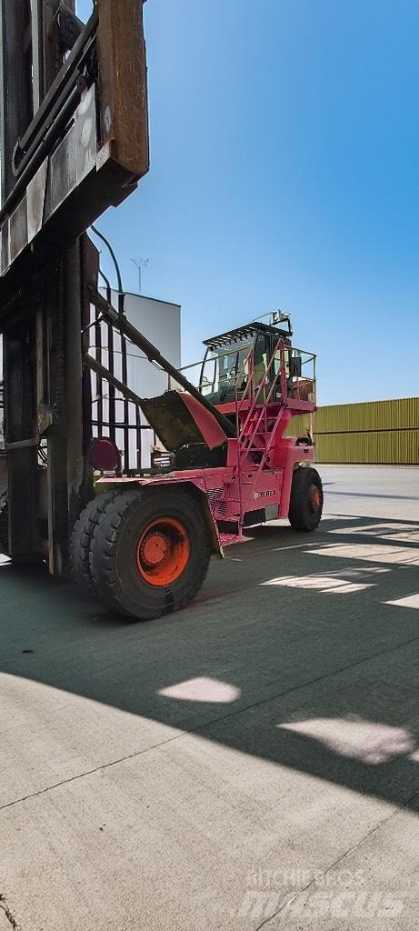 Terex FDC 25K Річстакери