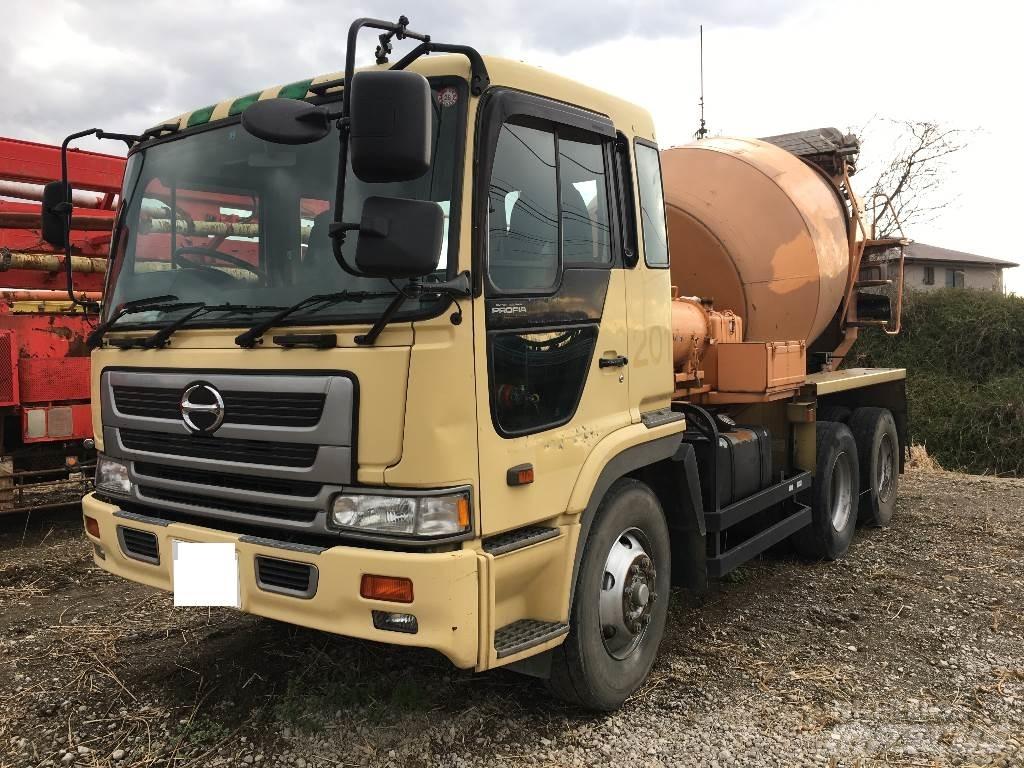 Hino FS2PKG10527 Бетонозмішувачі