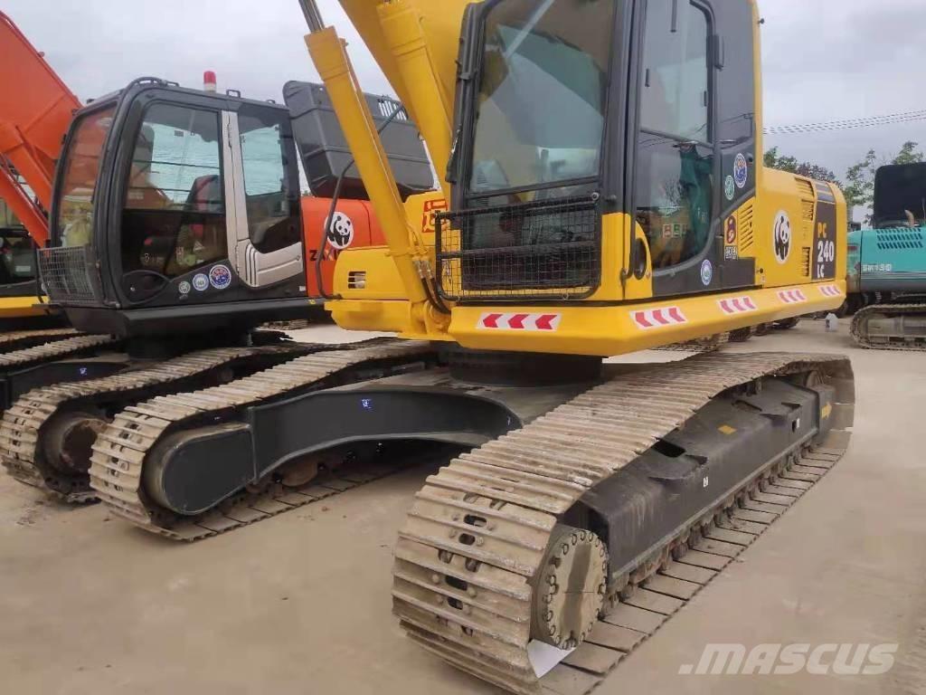 Komatsu PC 240 Гусеничні екскаватори