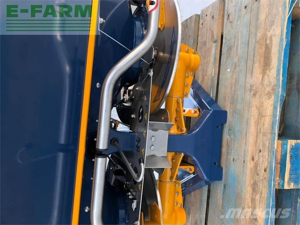 Bogballe 15 plus Розсіювач мінеральних добрив