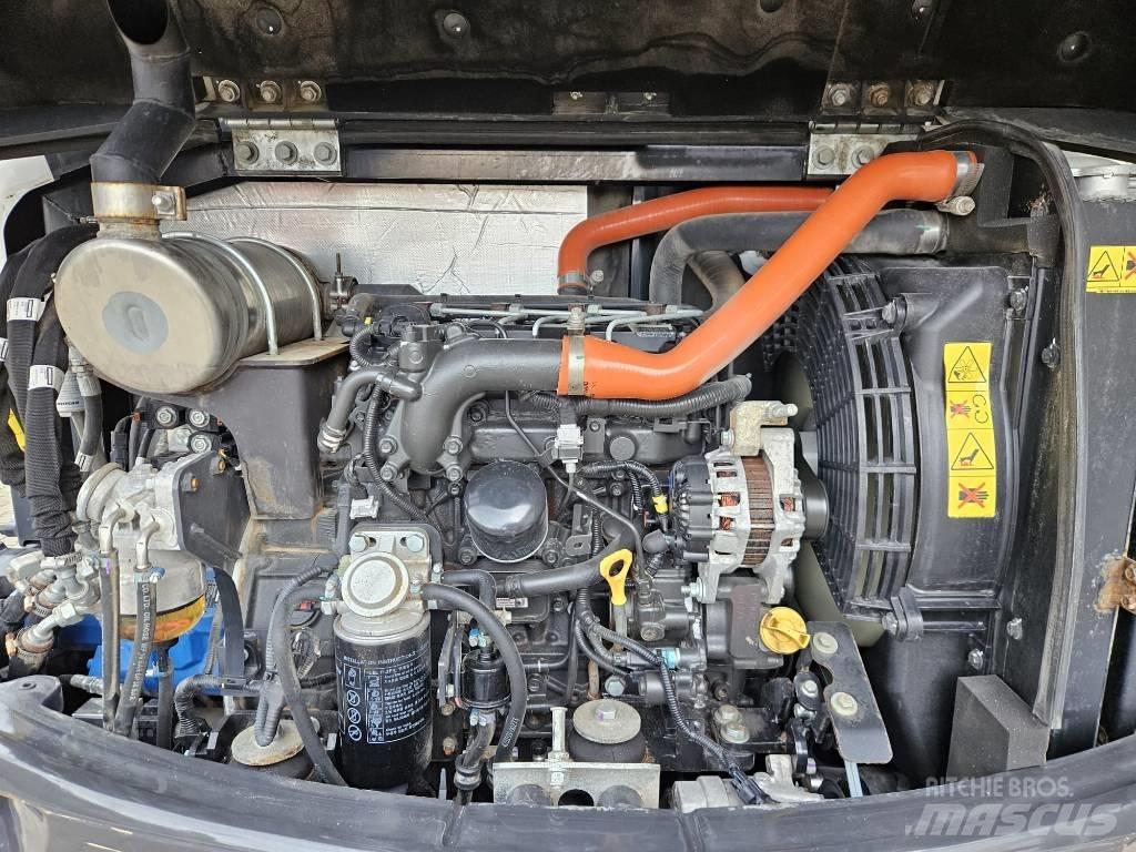 Bobcat E57W Колісні екскаватори