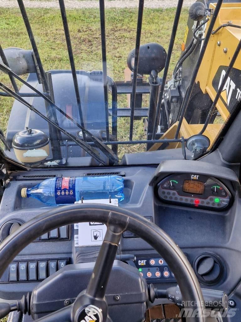 CAT TH 407 C Телескопічний навантажувач