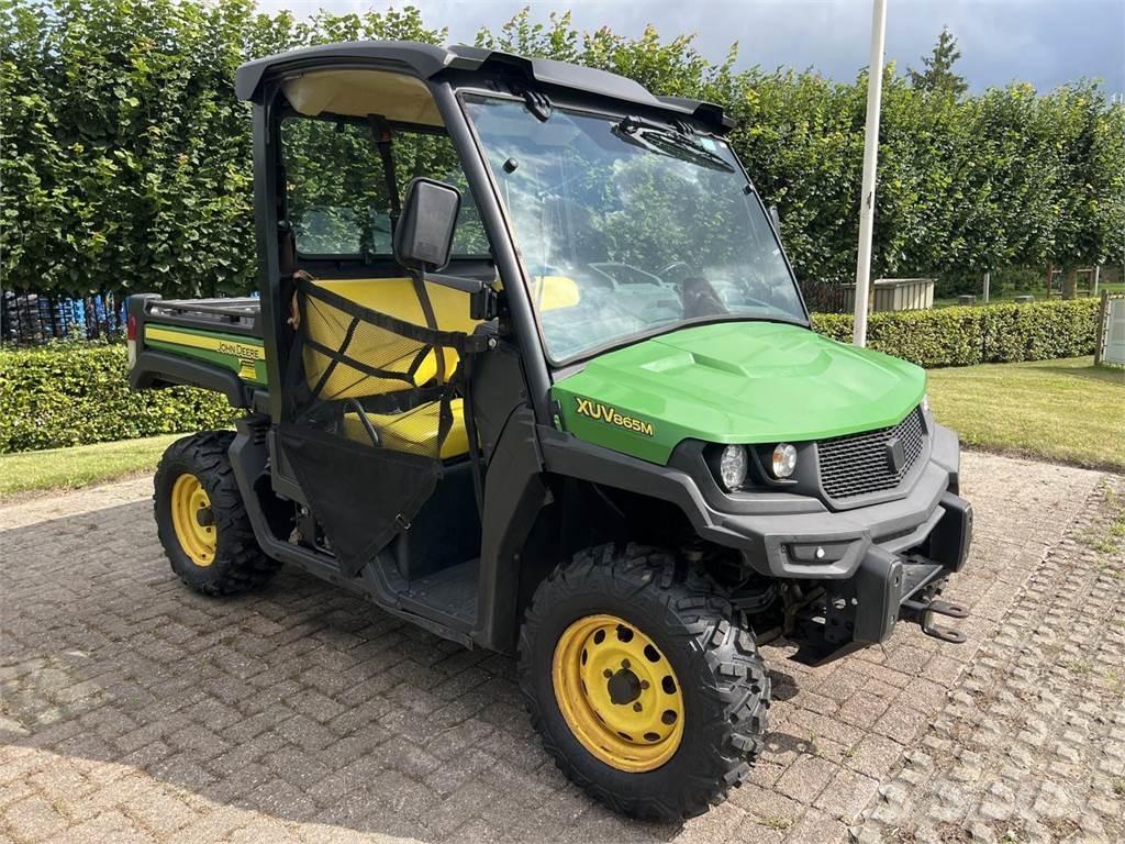 John Deere XUV865M Всюдиходи