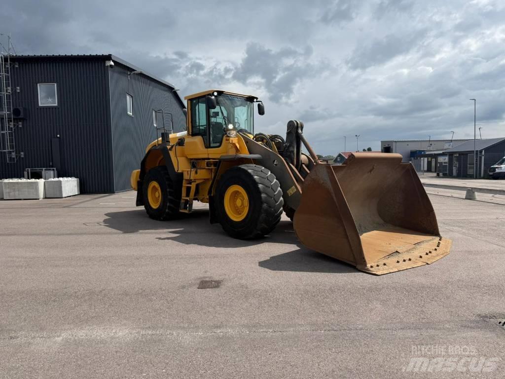 Volvo L 180 G Фронтальні навантажувачі