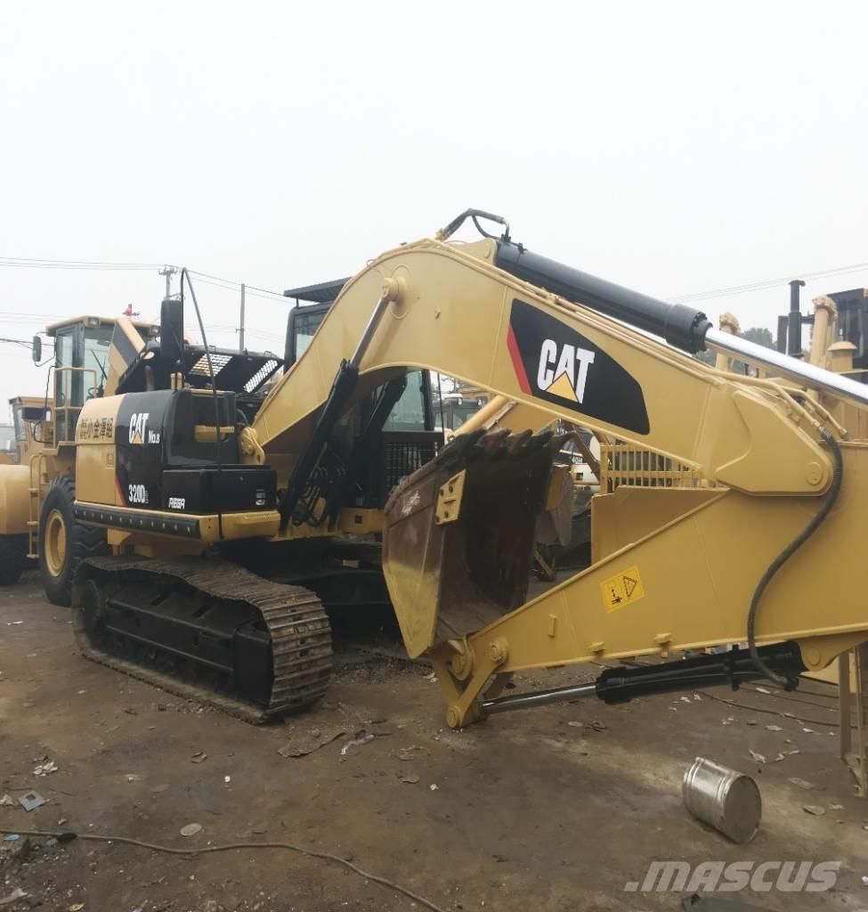 CAT 320 D2 L Гусеничні екскаватори