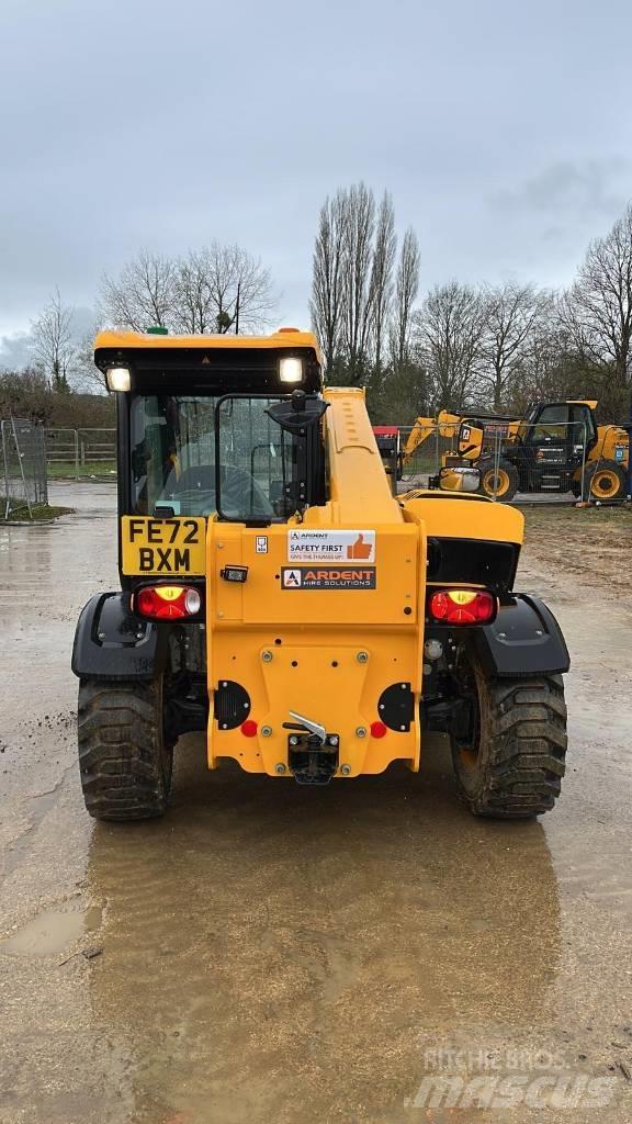 JCB 525-60 Телескопічні навантажувачі