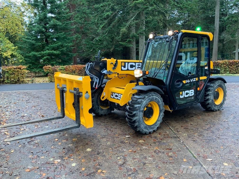 JCB 525-60 Телескопічні навантажувачі