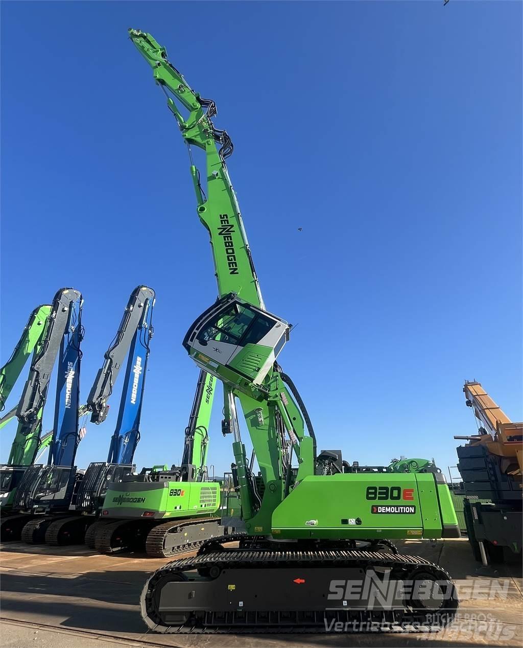 Sennebogen 830 R Екскаватори для знесення споруд