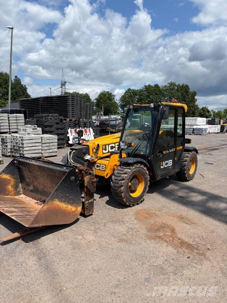 JCB 525-60 Телескопічні навантажувачі