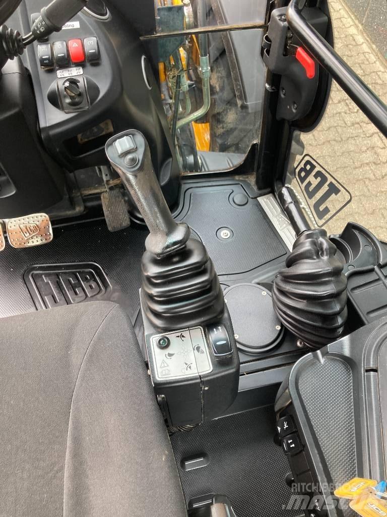 JCB 4 CX Екскаватори-навантажувачі