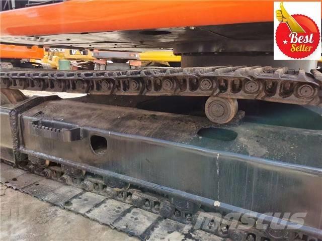 Hitachi EX 120 Гусеничні екскаватори