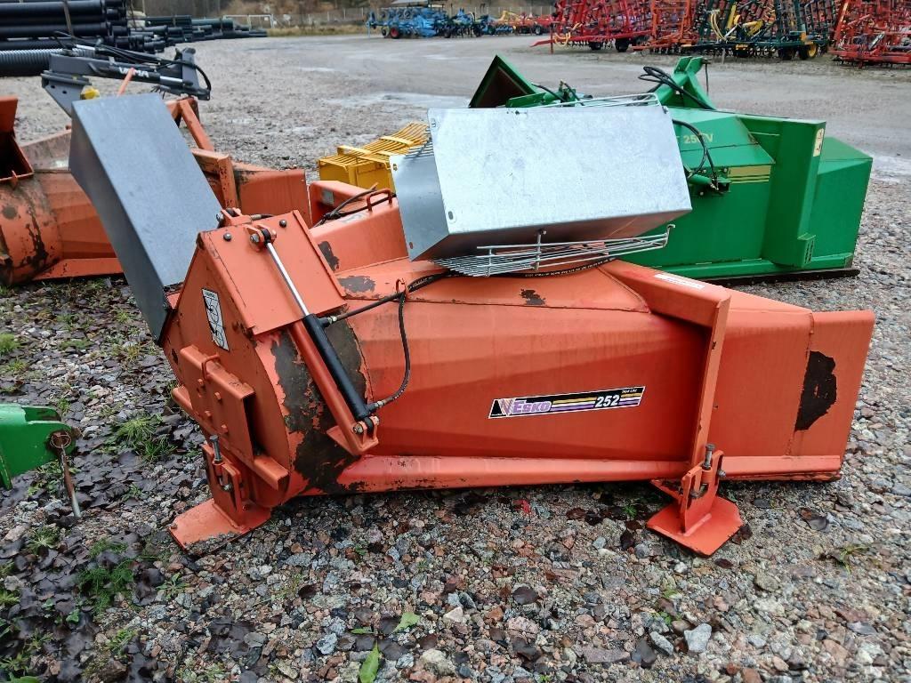 Esko 252 Снігомітли