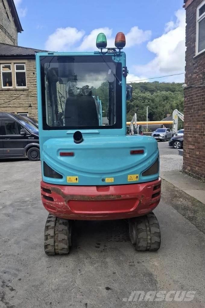 Takeuchi TB230 Міні-екскаватори < 7т