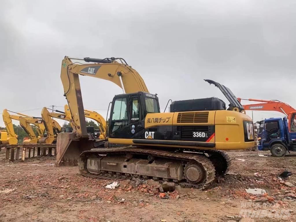 CAT 336 D Гусеничні екскаватори