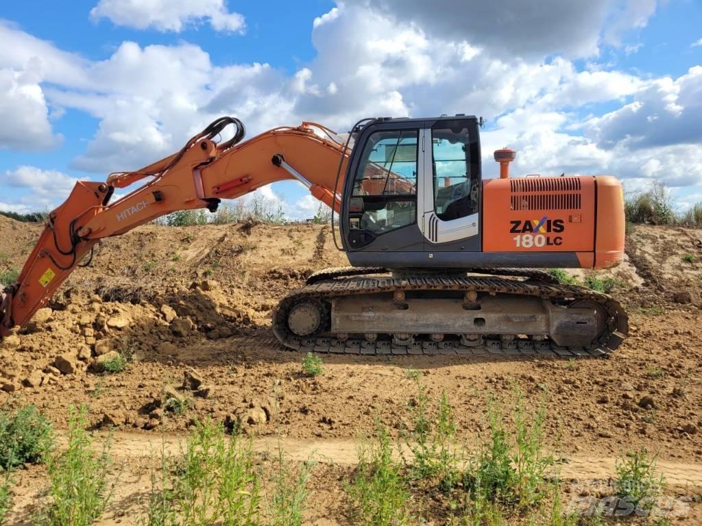 Hitachi 180 Гусеничні екскаватори