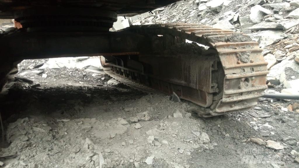 CAT 352 F Гусеничні екскаватори