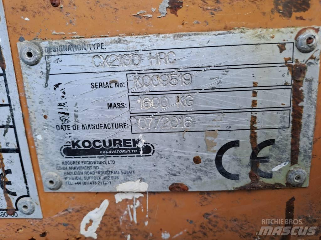 CASE CX 210 D Гусеничні екскаватори