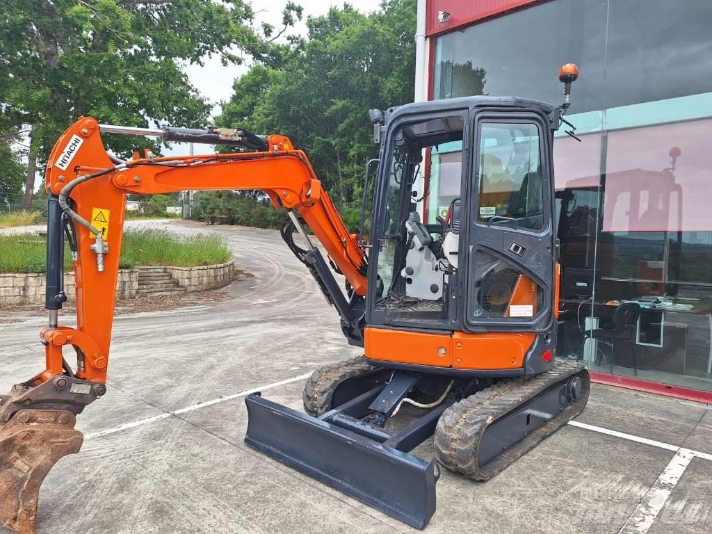 Hitachi ZX33-5A Міні-екскаватори < 7т