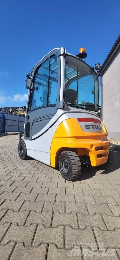 Still RX 20-20 Електронавантажувачі