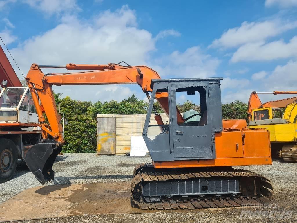 Hitachi UH 02 Міні-екскаватори < 7т