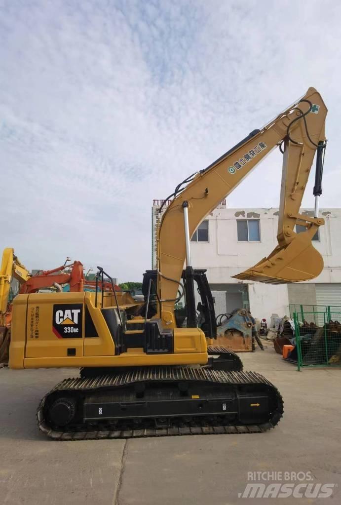 CAT 330 GC Гусеничні екскаватори
