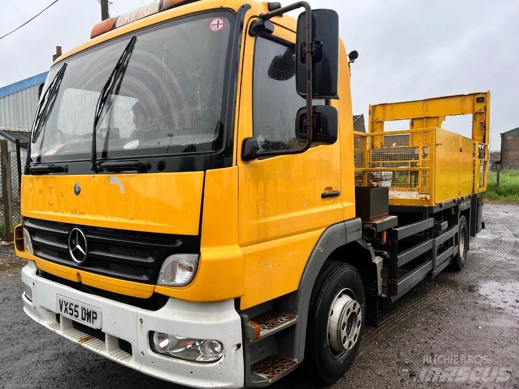 Mercedes-Benz 1318 Вантажівки / спеціальні