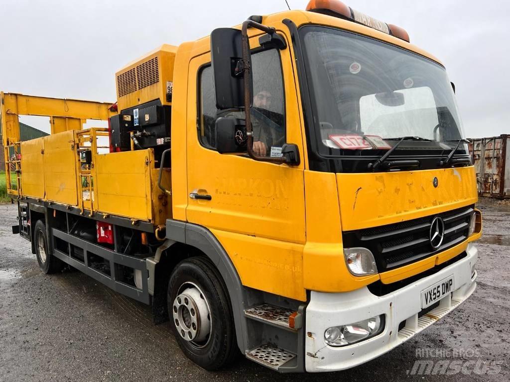 Mercedes-Benz 1318 Вантажівки / спеціальні
