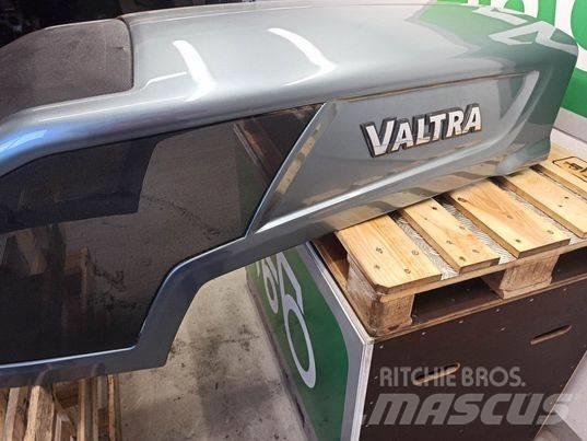 Valtra N 163 hood Кабіна
