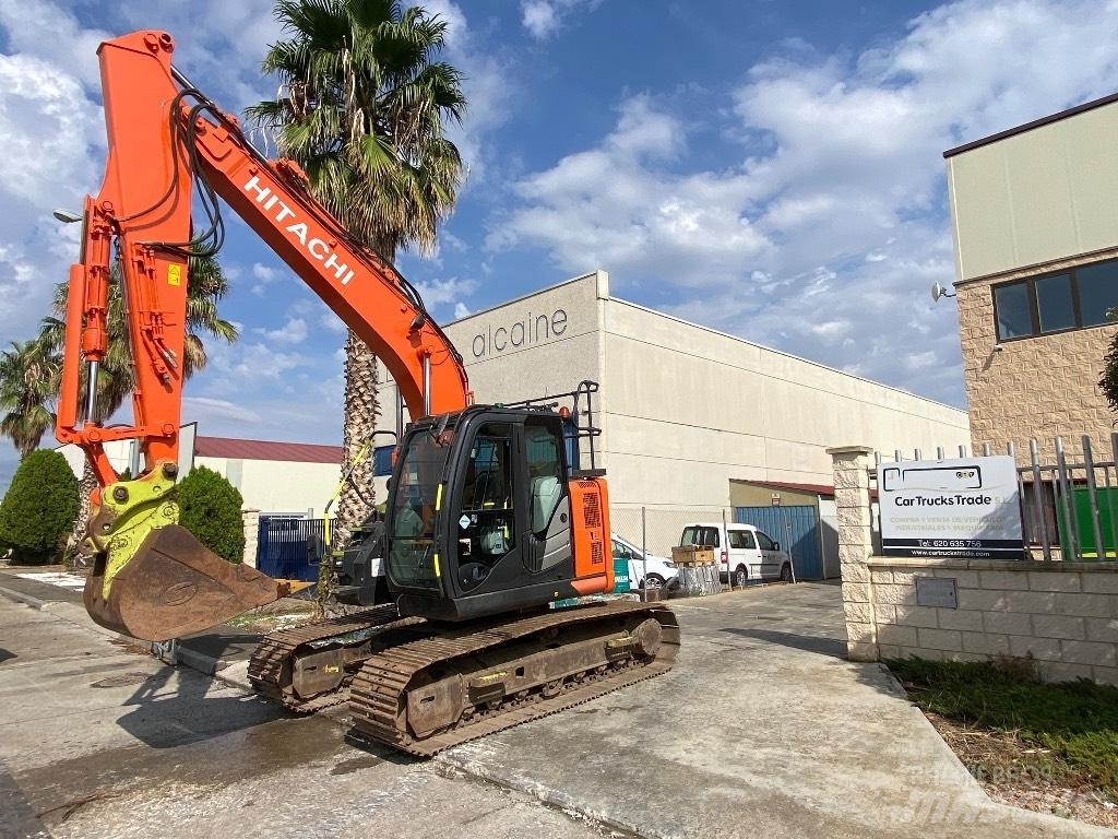 Hitachi ZX 135 US-6 Гусеничні екскаватори