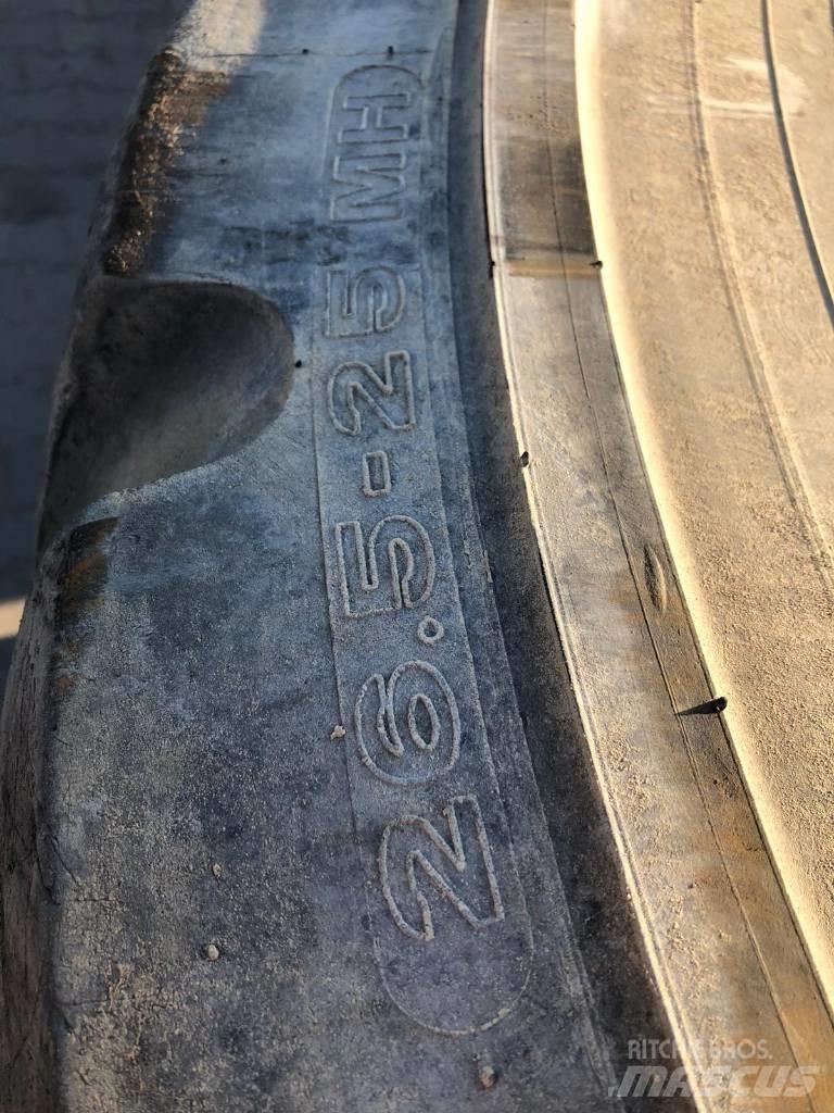 Michelin 26.5-25 MH Шини