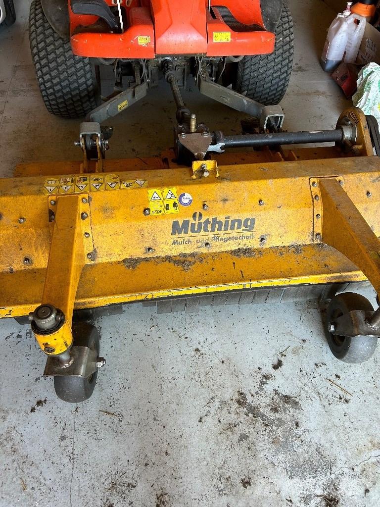 Kubota F 251 Навісні та причіпні косарки