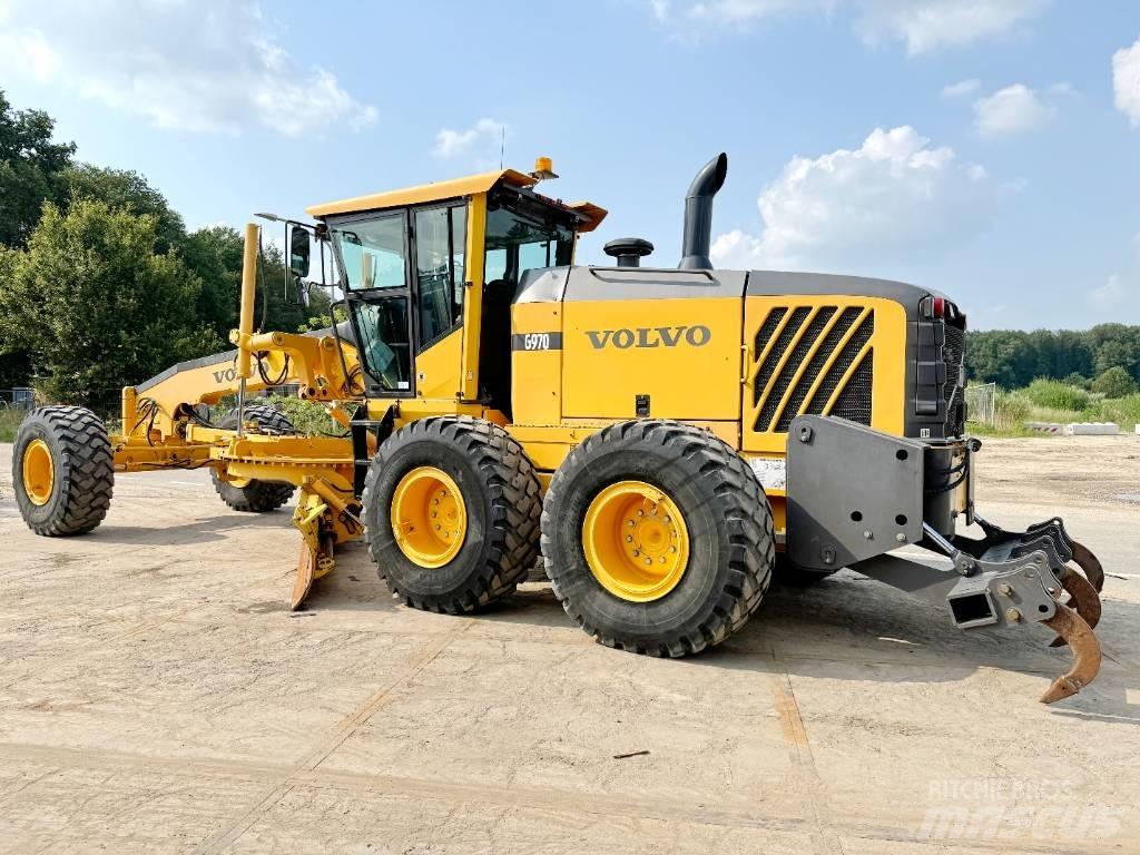 Volvo G970 + RIPPER Грейдери