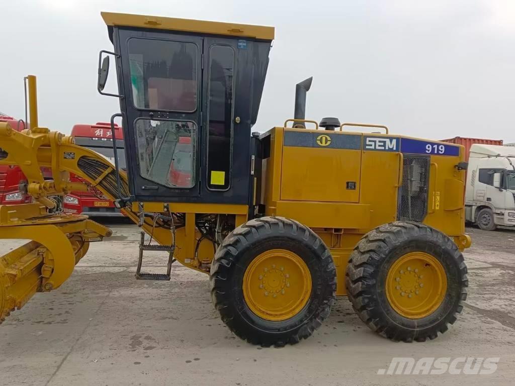 SEM 919 Грейдери